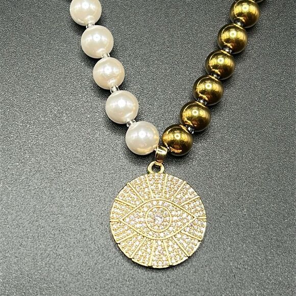 BOGO Free Jewelry..Eye Candy LA Gold Bead Faux Pearl Evil Eye Pendant Necklace - Picture 2 of 10